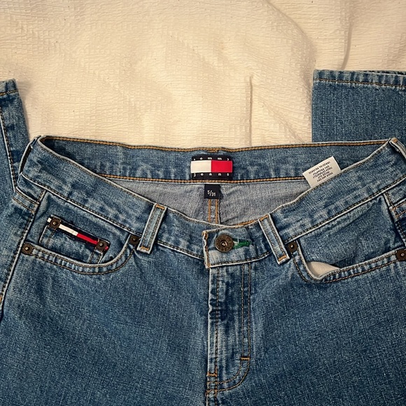Vintage Tommy Jeans Denim Size 28x30.5 (tag size 5) - Picture 2 of 5